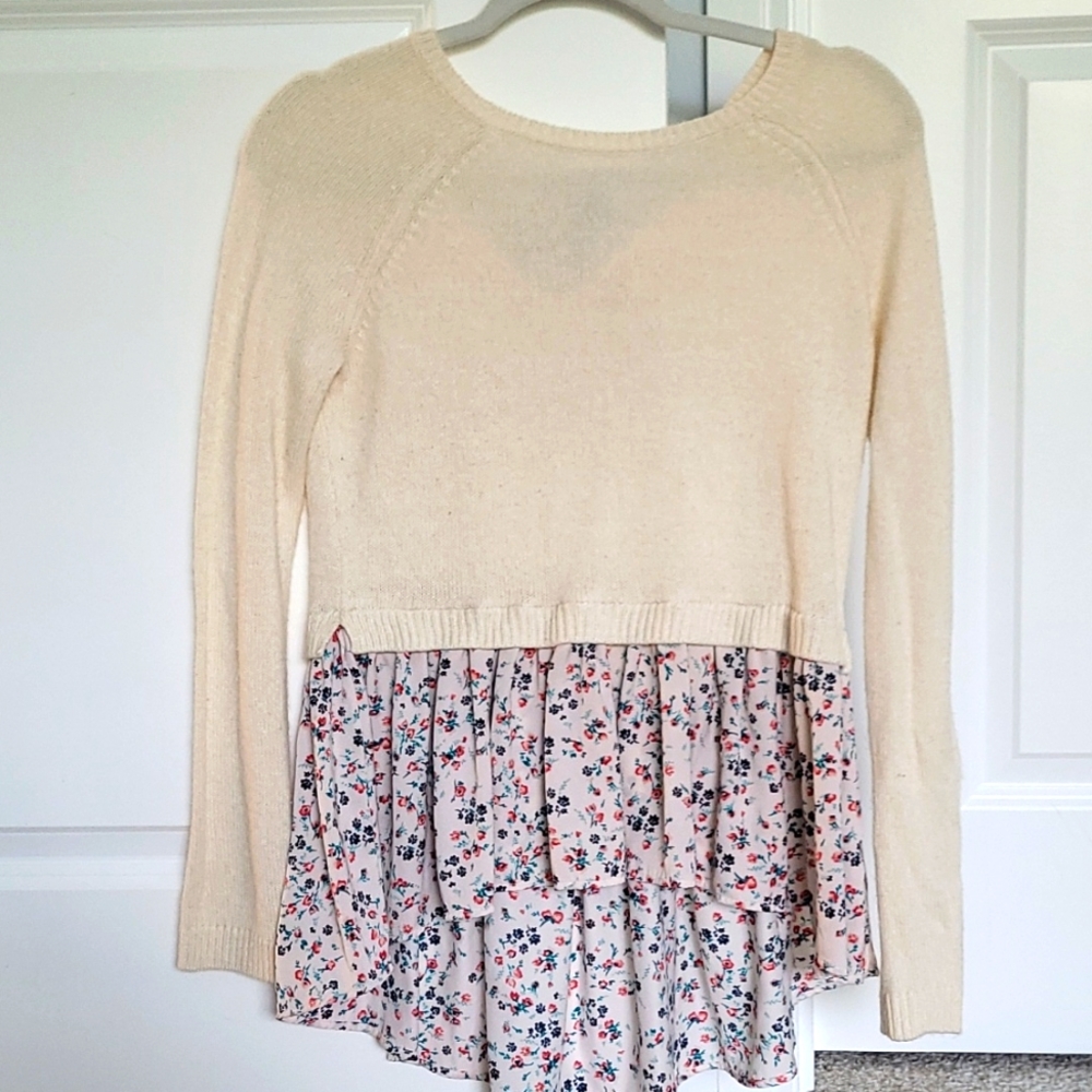 Cute sweater top